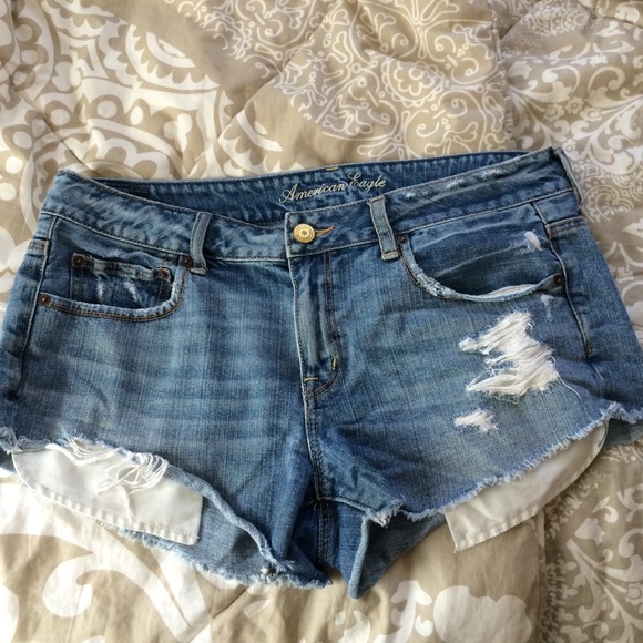 American Eagle distressed shorts