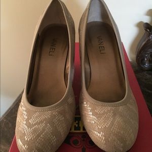 6.5 wedge sandal Vanell