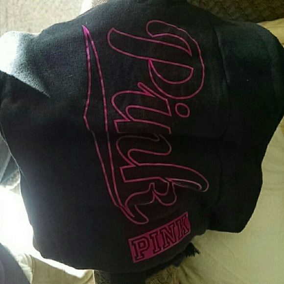 VS boyfriend sweats