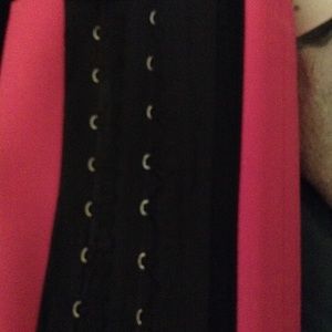 Waist trainer