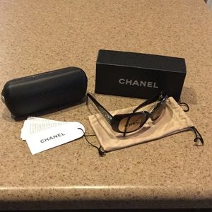 *AUTHENTIC CHANEL SUNGLASSES*