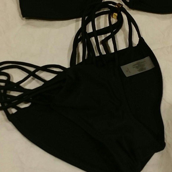 Bathing suit - Picture 2 of 4