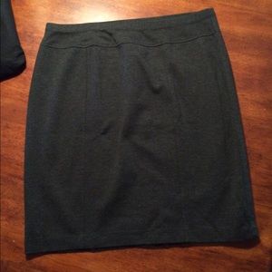 Ellen Tracy jersey knit skirt