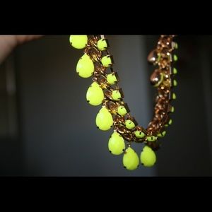 ⚡️ Neon statement necklace ⚡️