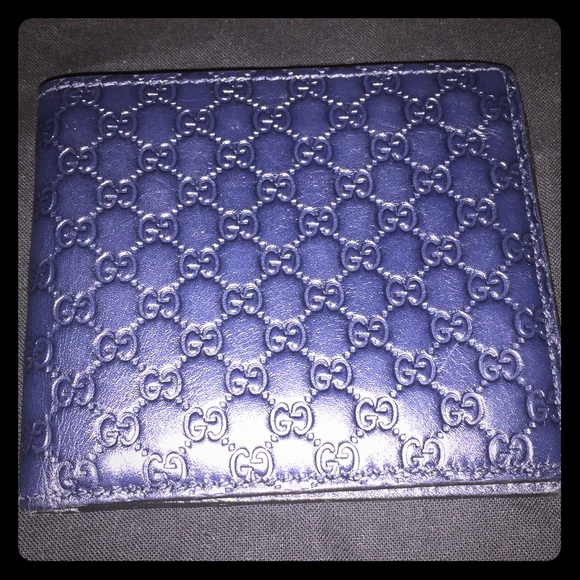 Authentic Gucci wallet