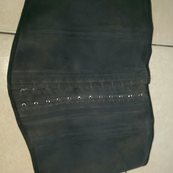 Waist trainer