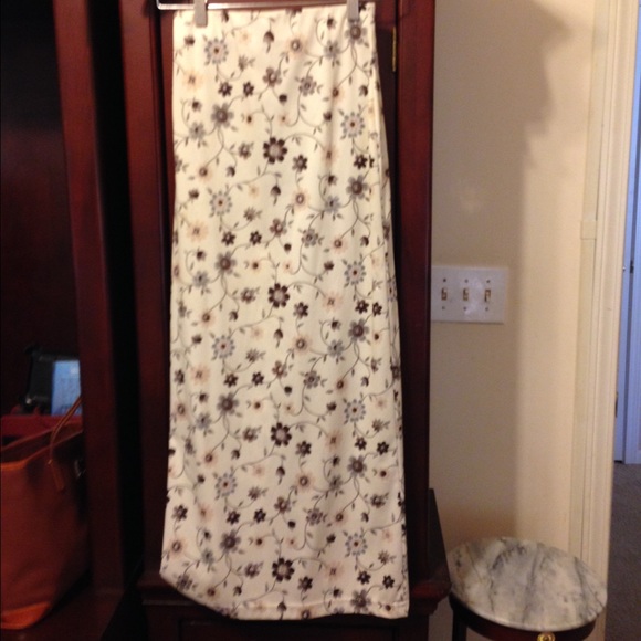Maxi skirt