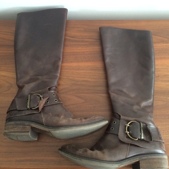 Leather boots