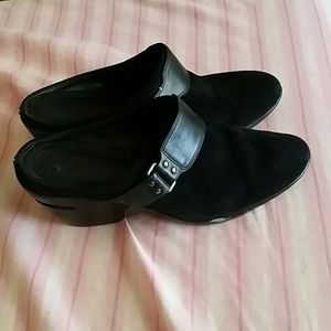 More Cole Hann slip on sandals photos