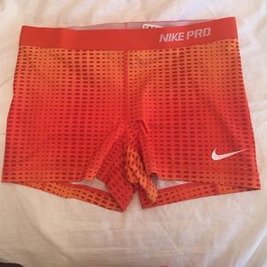 Nike pro orange shorts