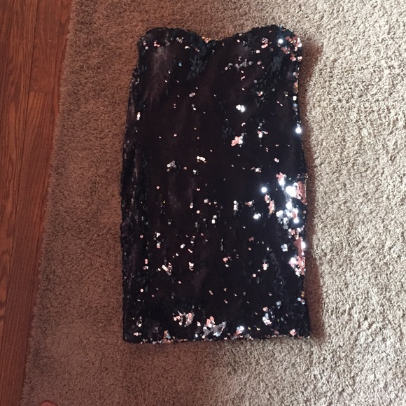 All sparkly dress