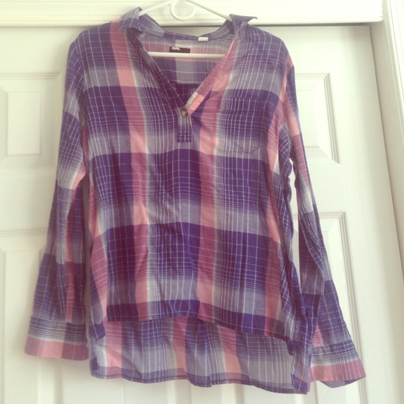 Long Sleeve Flowy Plaid Shirt