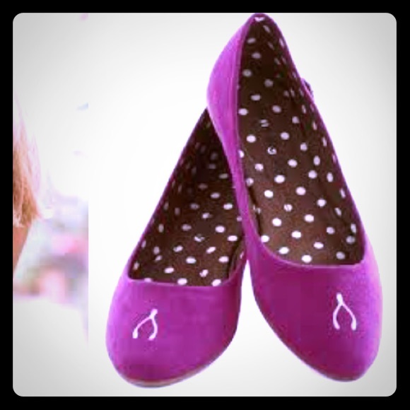 Magenta wishbone flats