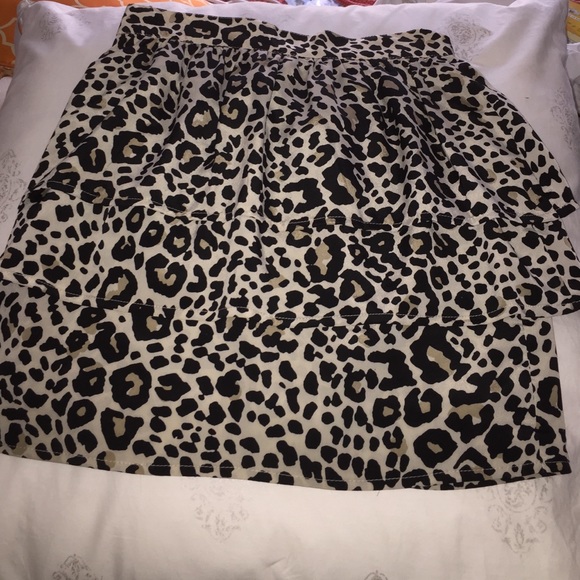 Leopard h&m skirt