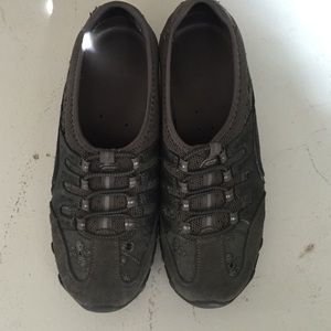 Skechers gray slip on
