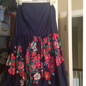 Strapless dress from lily