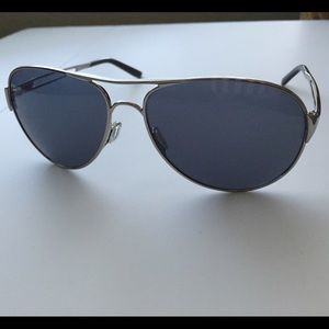 🌟ONE DAY SALE🌟Oakley non polarized