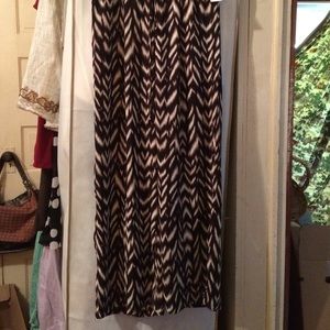 Cute drawstring pants.