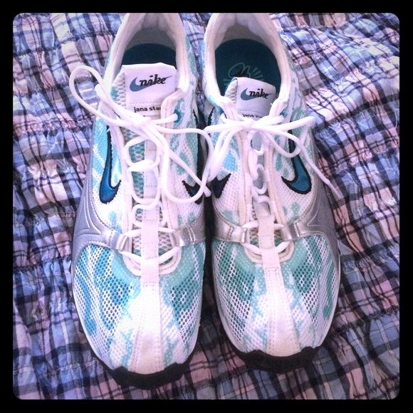 Nike Jana Star XC Women's size 8