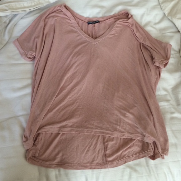 Brandy Melville super soft Sharon blush v neck