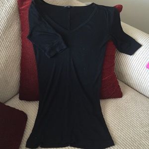 Robbed Gap shirt
