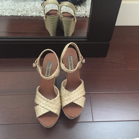 Steve Madden summer wedges