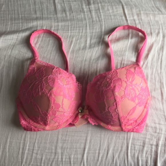 SOLD! Body by Victoria push up bra - Picture 1 of 4
