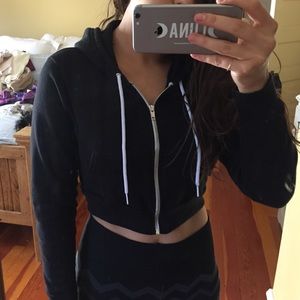 Cropped Hoodie