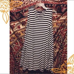 ♠️NWOT Brandy Alena dress ♠️