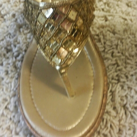 New sandals - Picture 3 of 4