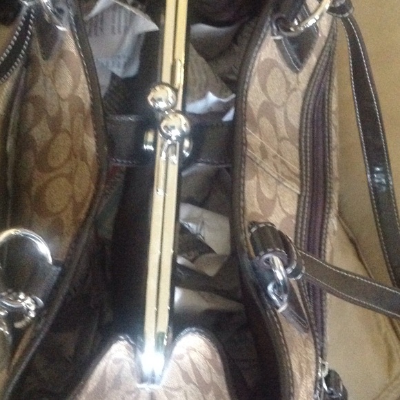 Coach Handbag - Picture 4 of 4