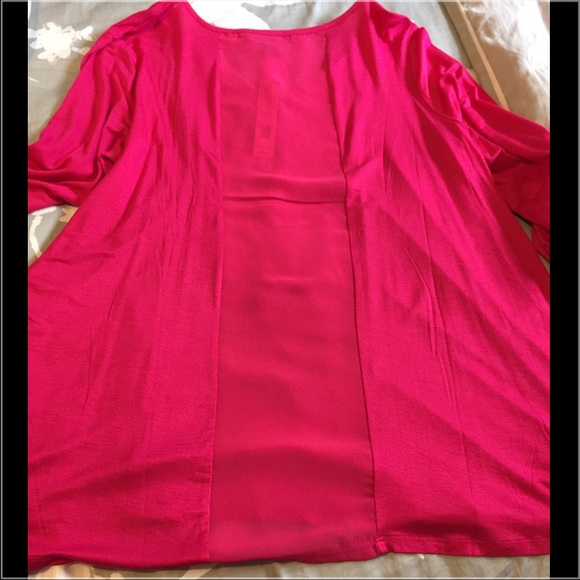 For K🌷Spring Rose top 🌷 - Picture 3 of 4