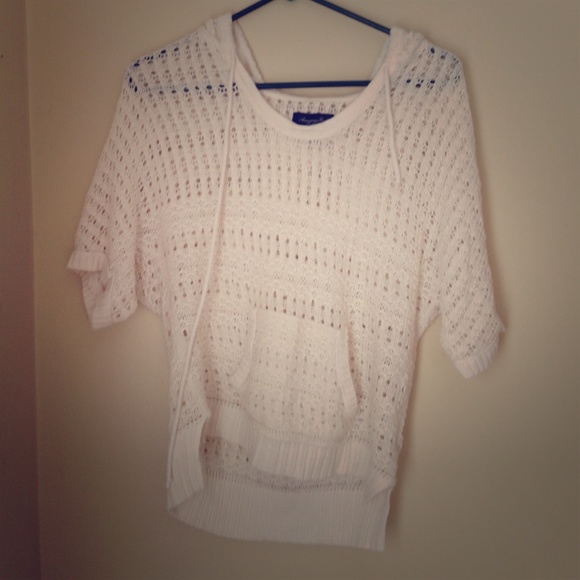 ✨PRICED REDUCED ✨ American eagle sweater