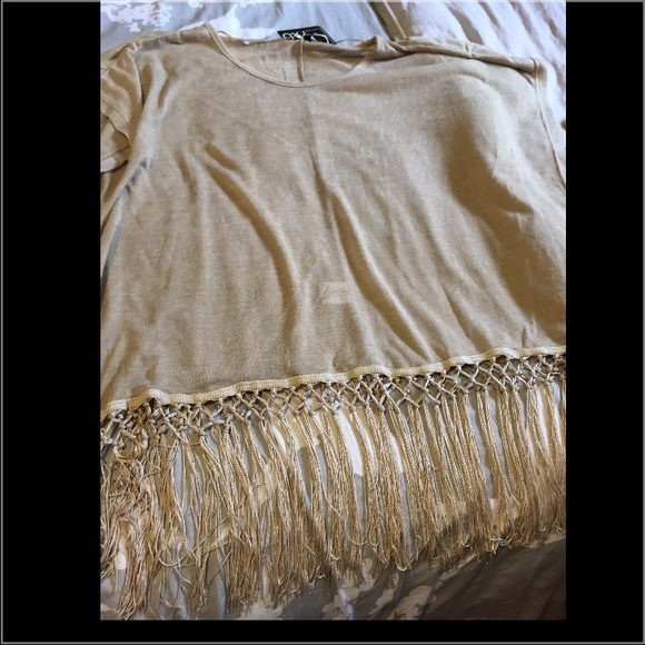 For Mary🌷Boho chic fringe top🌷 - Picture 2 of 4