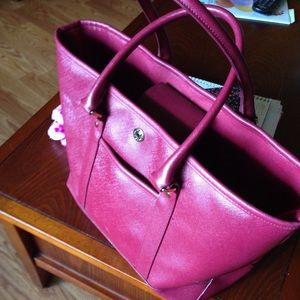 Burgendy tote leather