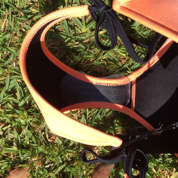 💗SOLD💗 NWT Triangl Bottoms - Picture 2 of 4