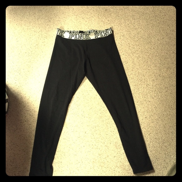 BRAND NEW NEVER WORN Vs Pink Ultimate Yogas Size L