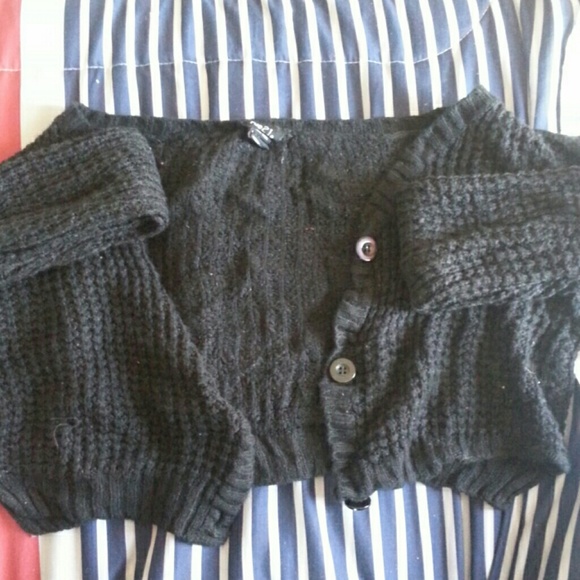 A half sweater/ never worn