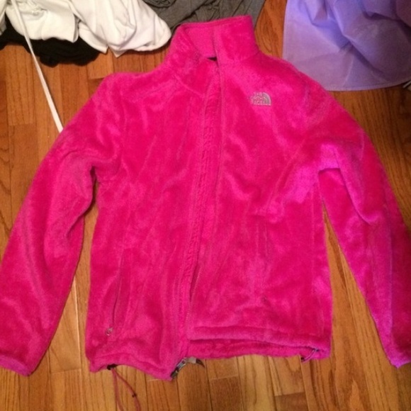 PINK NORTHFACE MUST GO