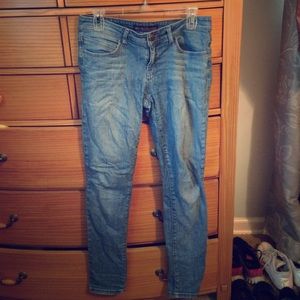 Sturdy Jeans