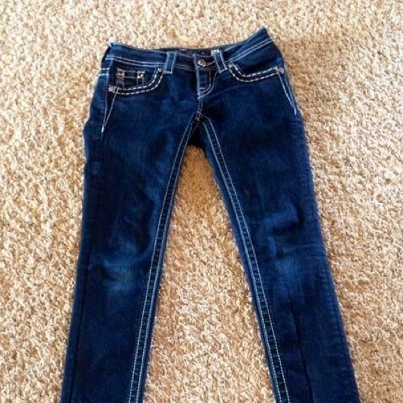 SOLD - Picture 3 of 4