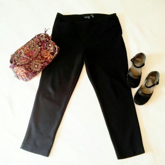 CLEARANCE! Black stretchy dress pants petite