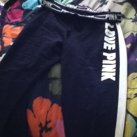 Black VS sweatpants