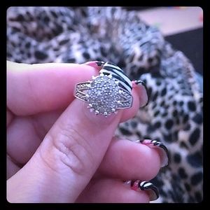 !!Sterling Silver 3/4 ct. Clustard Diamond Ring!!!