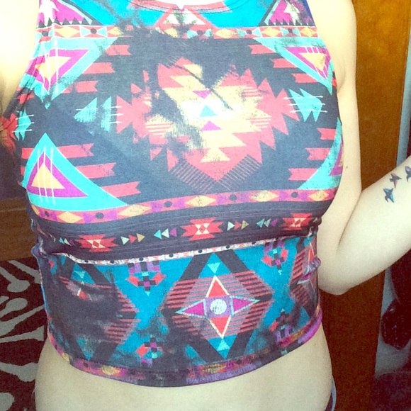 Crop top
