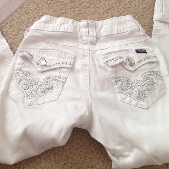 White bling capris