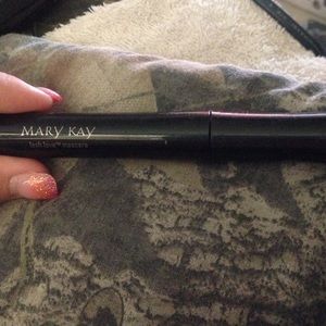 Mary Kay lash love mascara