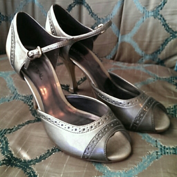 Cute gold and platium peep toe heels