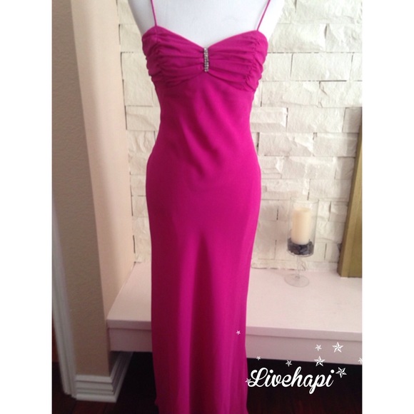 Glamorous Gown - Picture 1 of 4