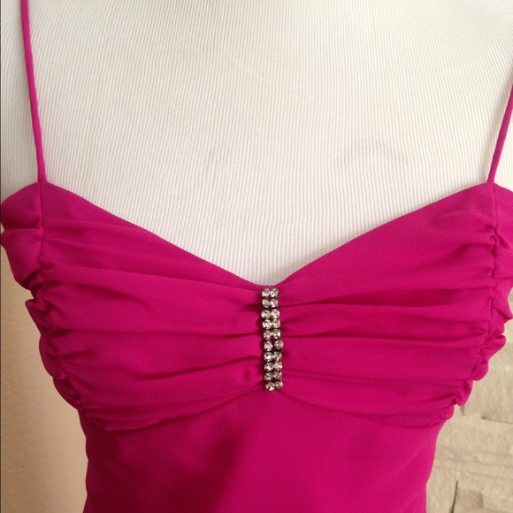 Glamorous Gown - Picture 3 of 4